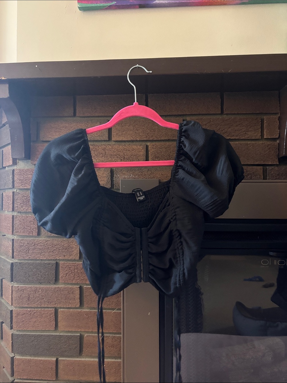 Forever 21 Black Puff-Sleeve Cropped Top